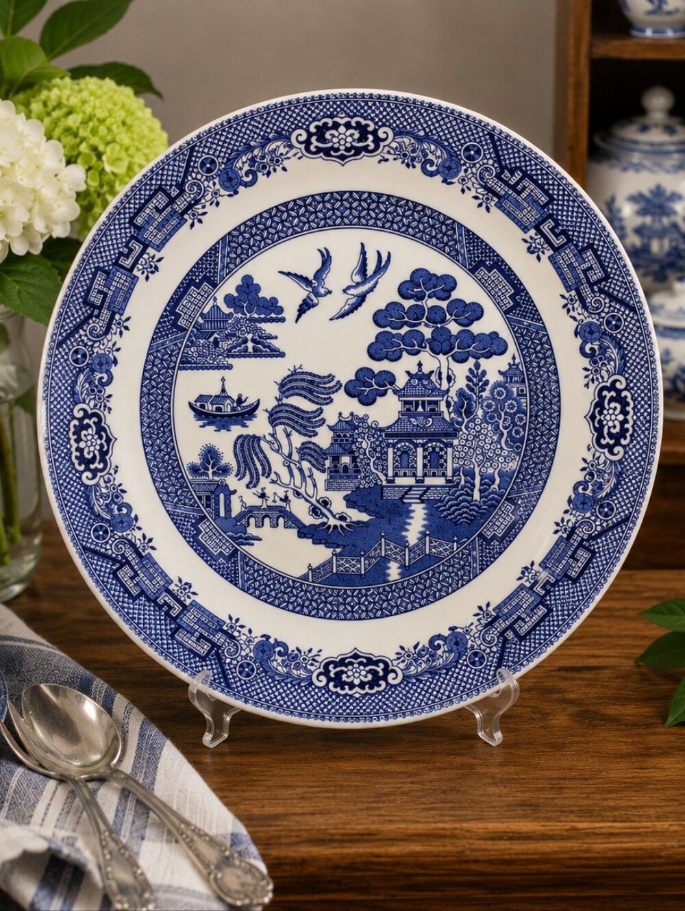 Vintage Churchill Blue Willow 13" Round Serving Platter